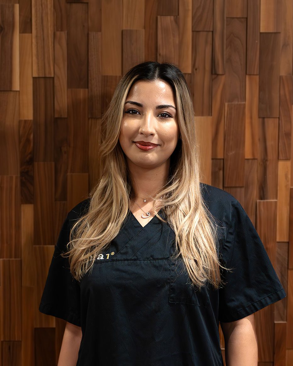 Zahnärzt:innen 28 Zahnärzt:innen 27